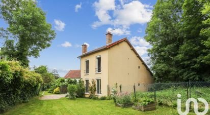 House 7 rooms of 120 m² in Chaville (92370)