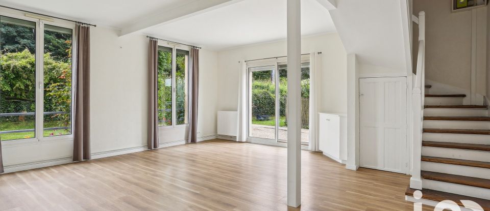 Maison 7 pièces de 120 m² à Chaville (92370)