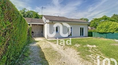 Village house 4 rooms of 77 m² in Connantre (51230)