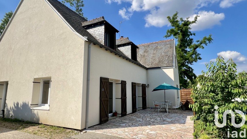 Traditional house 8 rooms of 190 m² in Amboise (37400)