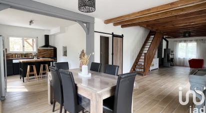 Maison traditionnelle 8 pièces de 190 m² à Amboise (37400)