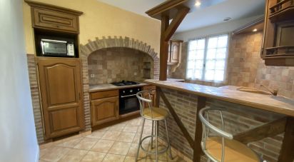 House 4 rooms of 82 m² in Fontaine-Bonneleau (60360)