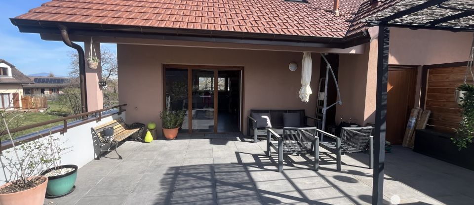 Duplex 4 rooms of 90 m² in Rumilly (74150)