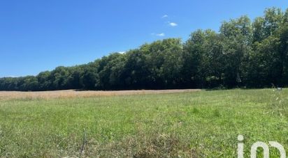 Land of 1,600 m² in Montgiscard (31450)