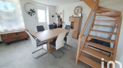 Maison 5 pièces de 96 m² à Briosne-lès-Sables (72110)