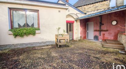 House 6 rooms of 165 m² in La Guerche-de-Bretagne (35130)