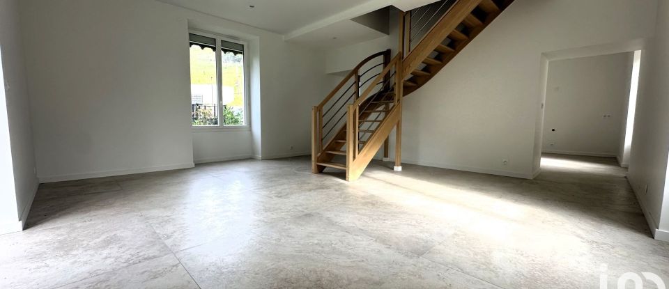 Appartement 4 pièces de 122 m² à Moirans (38430)