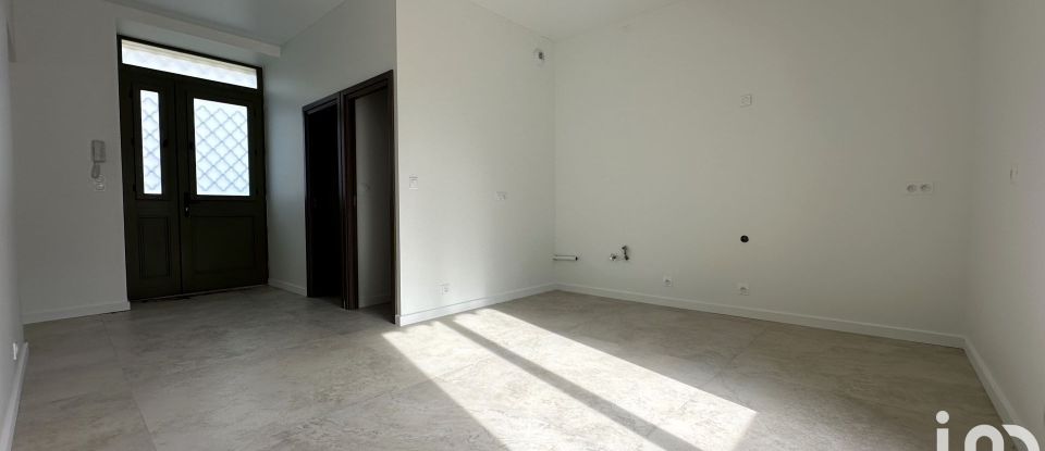 Appartement 4 pièces de 122 m² à Moirans (38430)