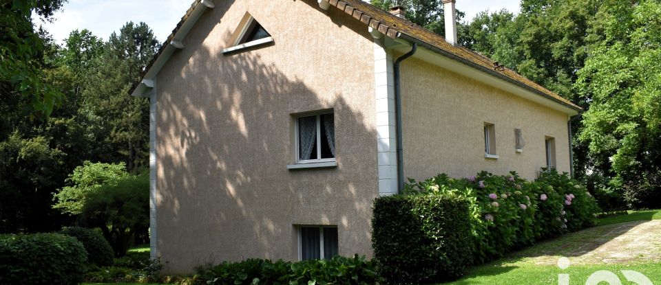 Maison traditionnelle 7 pièces de 280 m² à Boissy-le-Châtel (77169)