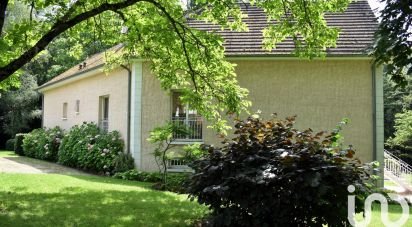 Maison traditionnelle 7 pièces de 280 m² à Boissy-le-Châtel (77169)