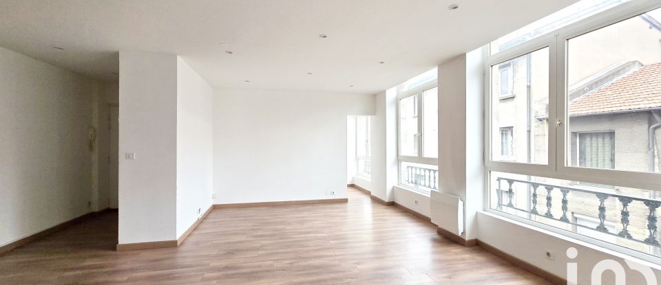 Appartement 3 pièces de 78 m² à Saint-Étienne (42000)