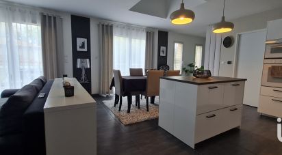 Maison 5 pièces de 103 m² à Baron (33750)