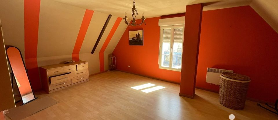 Traditional house 5 rooms of 91 m² in Pouancé (49420)