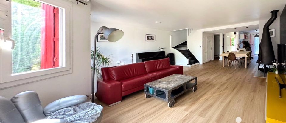 Maison 7 pièces de 175 m² à Noisy-le-Roi (78590)