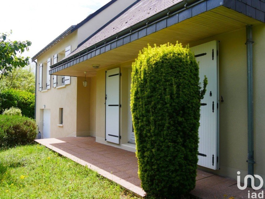 House 8 rooms of 190 m² in Ballan-Miré (37510)