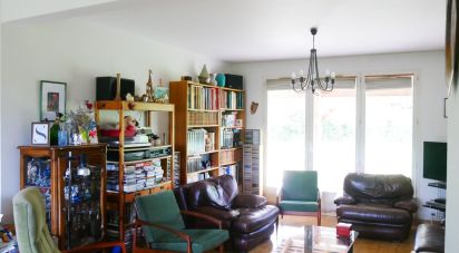 Maison 8 pièces de 190 m² à Ballan-Miré (37510)