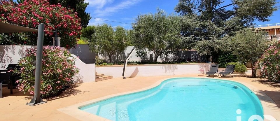 Traditional house 8 rooms of 185 m² in Bandol (83150)