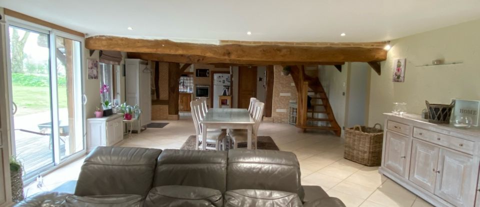 Maison de campagne 7 pièces de 164 m² à Lieurey (27560)