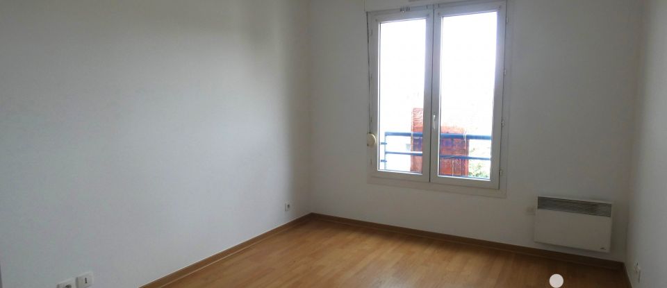 Apartment 3 rooms of 56 m² in Plaisir (78370)