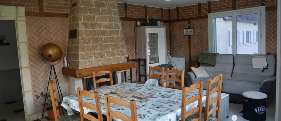 Village house 5 rooms of 131 m² in Sennely (45240)