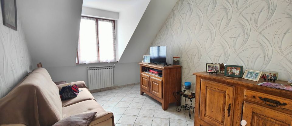 House 7 rooms of 175 m² in Lécousse (35133)