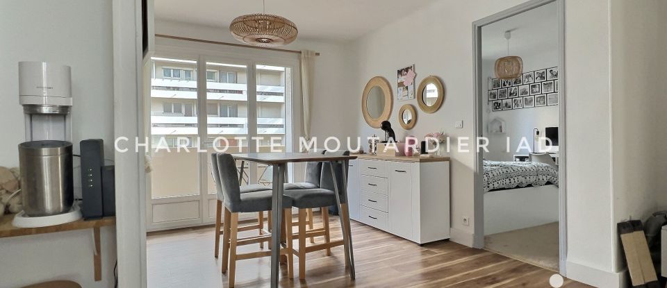 Appartement 4 pièces de 57 m² à Toulon (83000)