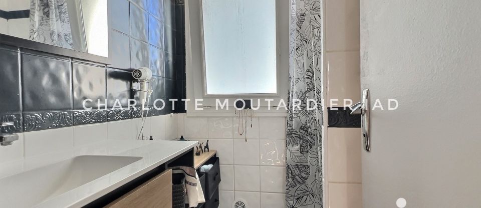 Appartement 4 pièces de 57 m² à Toulon (83000)