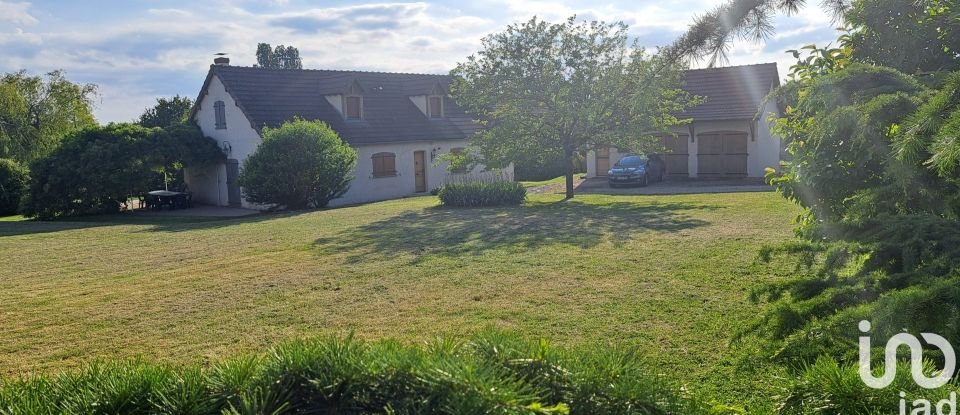 Maison 7 pièces de 180 m² à Bragny-sur-Saône (71350)