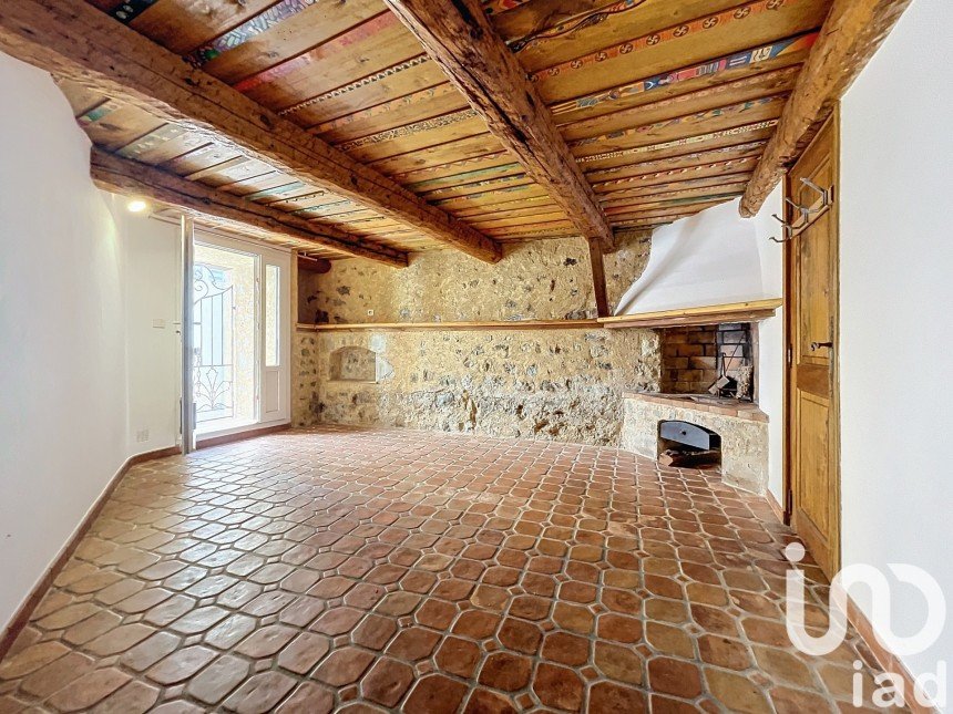 Village house 3 rooms of 61 m² in Fayence (83440)