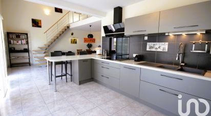 Maison 5 pièces de 126 m² à Creissan (34370)