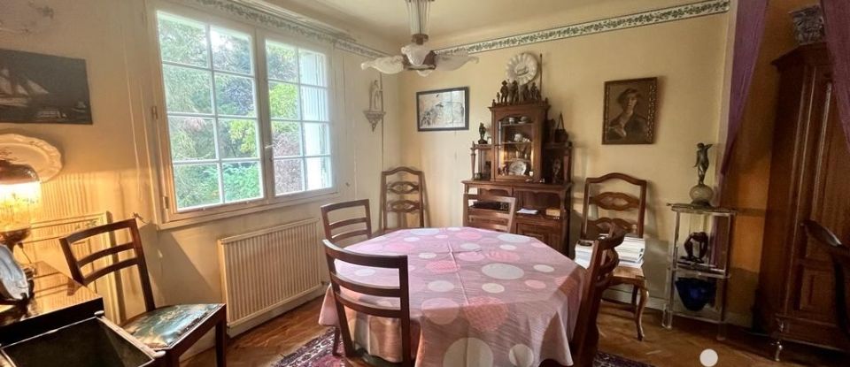 Traditional house 5 rooms of 107 m² in Nantes (44300)