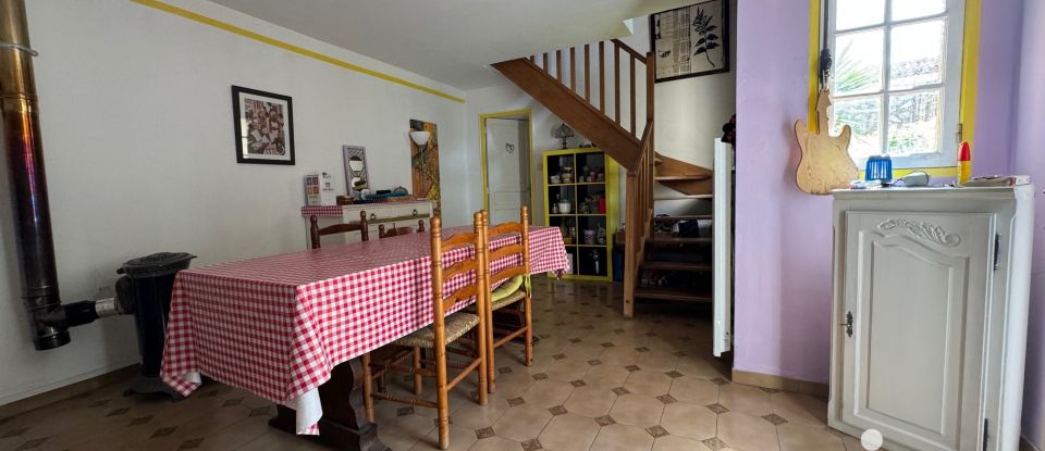 Village house 3 rooms of 80 m² in Tuchan (11350)