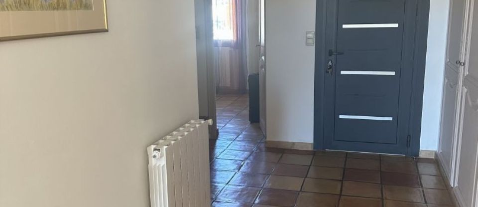 House 4 rooms of 116 m² in Beaucaire (30300)