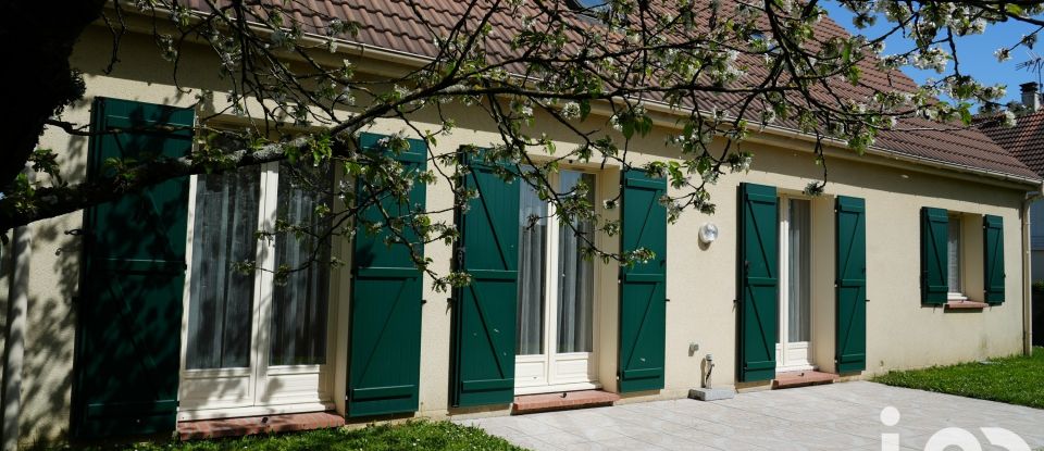 House 6 rooms of 227 m² in Saint-Jean-le-Blanc (45650)