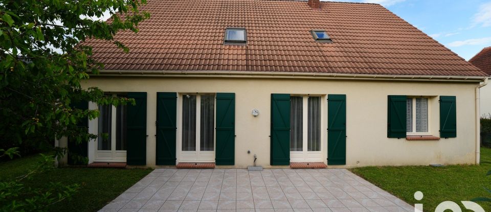 House 6 rooms of 227 m² in Saint-Jean-le-Blanc (45650)