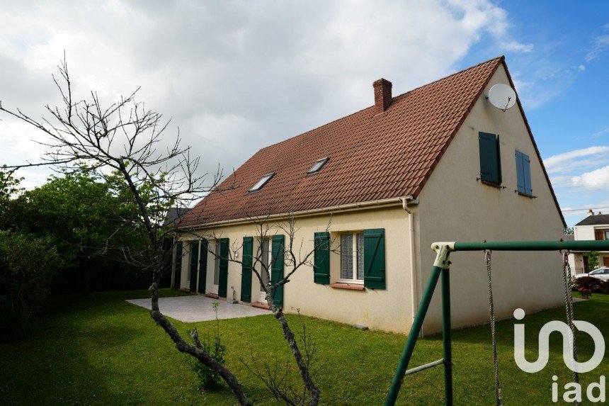 House 6 rooms of 227 m² in Saint-Jean-le-Blanc (45650)