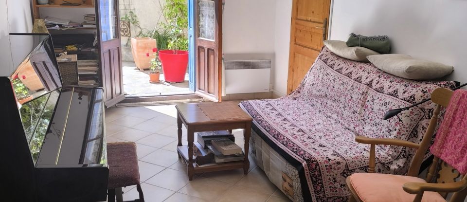 House 6 rooms of 160 m² in Cassagnes (66720)