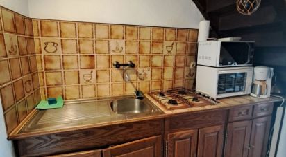 House 7 rooms of 105 m² in Puy-Saint-Gulmier (63470)