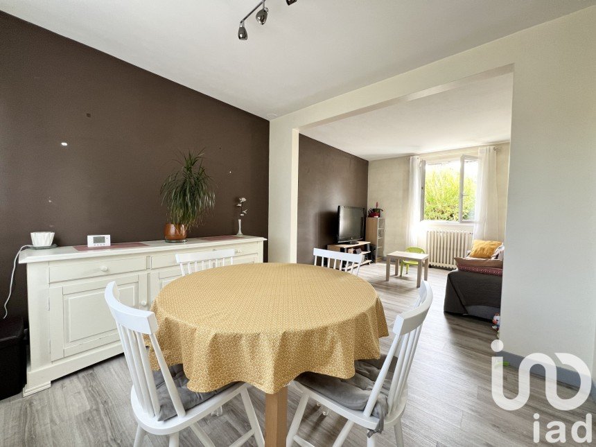 Town house 4 rooms of 66 m² in Taverny (95150)