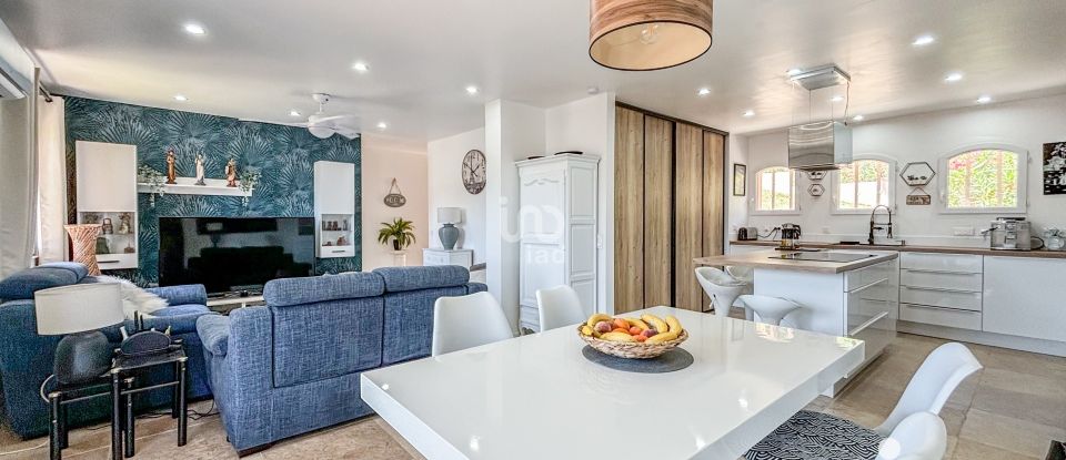 Maison 4 pièces de 92 m² à Sainte-Maxime (83120)