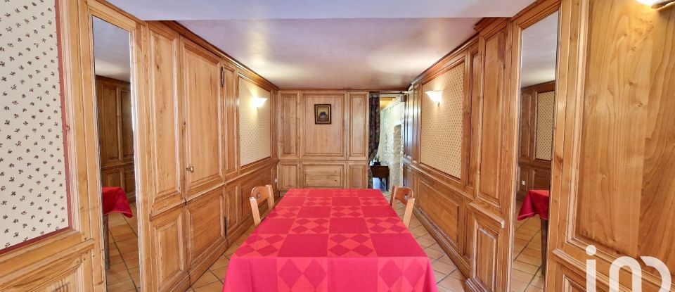 House 6 rooms of 237 m² in Ville-sur-Yron (54800)