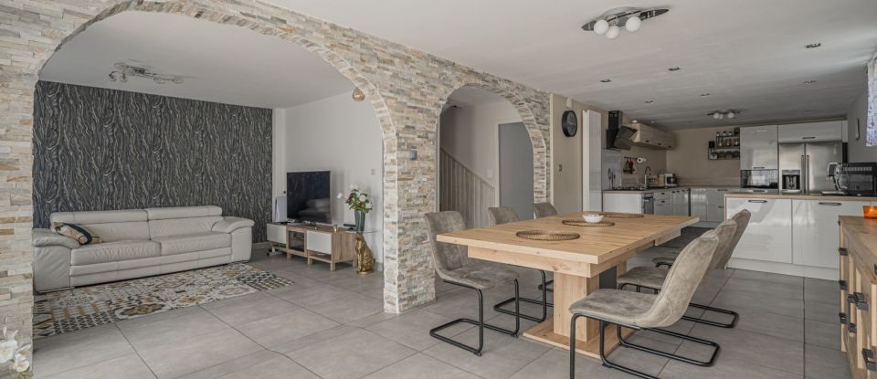 Maison 7 pièces de 142 m² à Voreppe (38340)