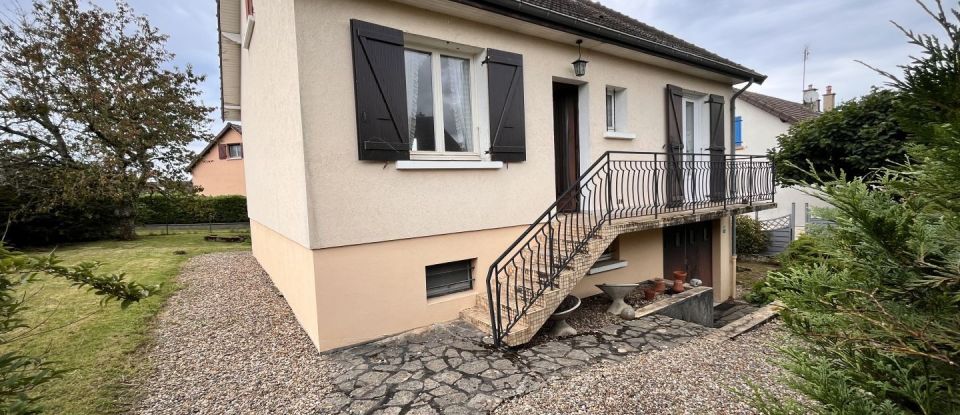 Maison 5 pièces de 95 m² à Bourbon-Lancy (71140)