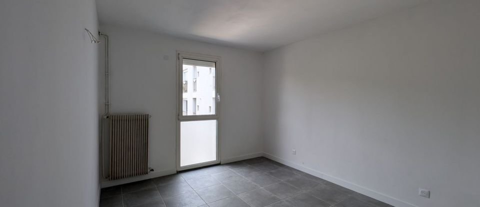 Appartement 4 pièces de 76 m² à Nîmes (30000)