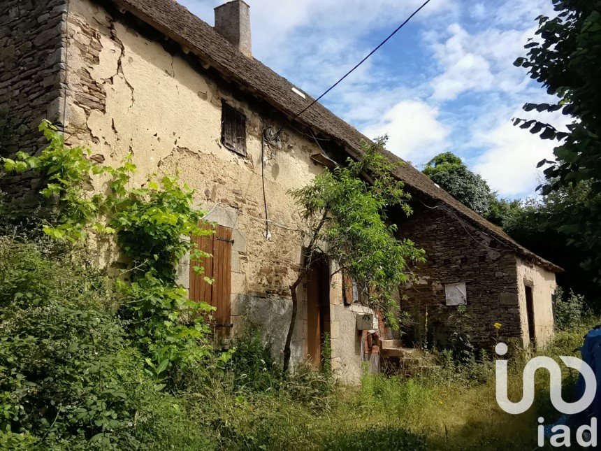 House 7 rooms of 149 m² in Lourdoueix-Saint-Pierre (23360)