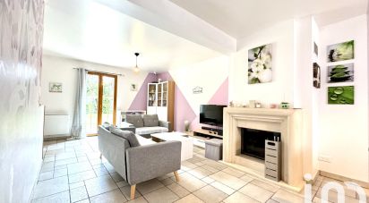 House 6 rooms of 120 m² in Saint-Ouen-en-Brie (77720)