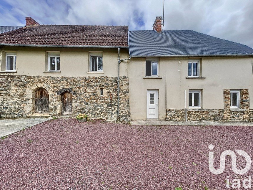 Traditional house 7 rooms of 148 m² in Feugères (50190)