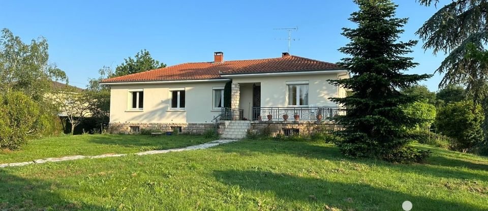 Maison traditionnelle 5 pièces de 135 m² à Montbeton (82290)