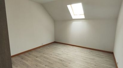 Maison 8 pièces de 155 m² à Outarville (45480)