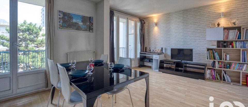 Appartement 4 pièces de 68 m² à Saint-Martin-d'Hères (38400)